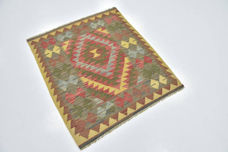 Detail image of 3' 2 x 3' 7 Hand Woven Kilim Maymana Wool Square Rug