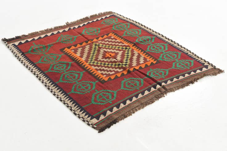 Detail image of 4' 4 x 4' 4 Hand Woven Kilim Maymana Wool Square Rug