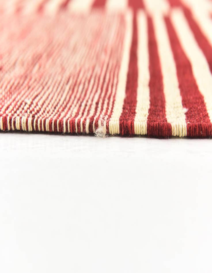Detail image of 6' x 7' 5 Hand Woven Kilim Modern Wool Square Rug