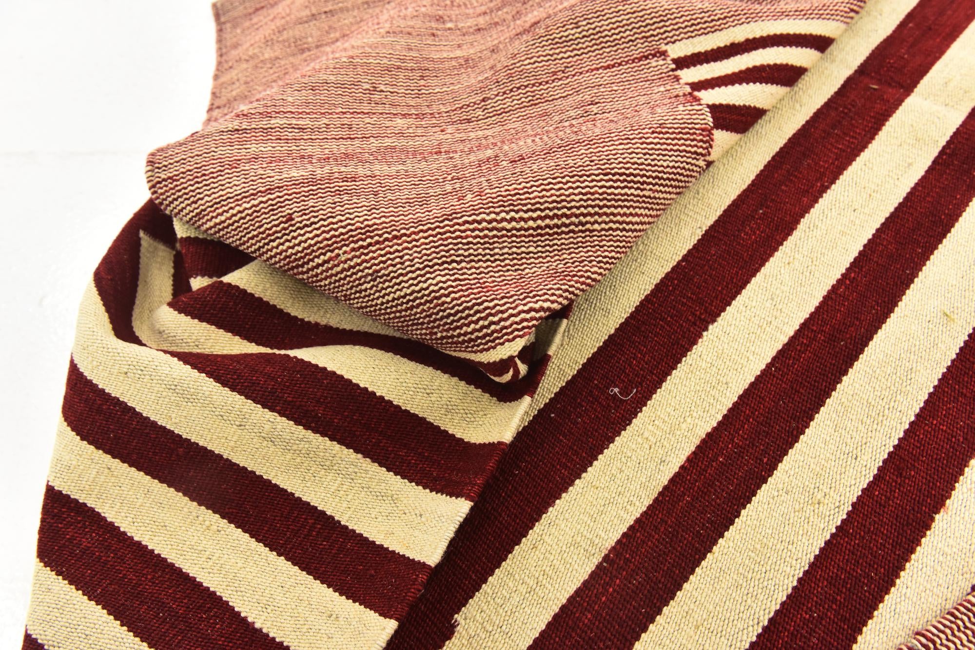 6' x 7' 5 Hand Woven Kilim Modern Wool Square Rug