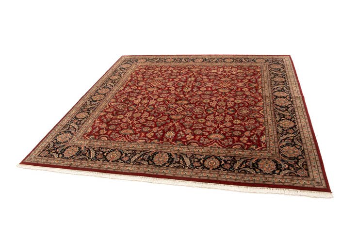 Detail image of 8' 1 x 8' 1 Lahour Square Rug