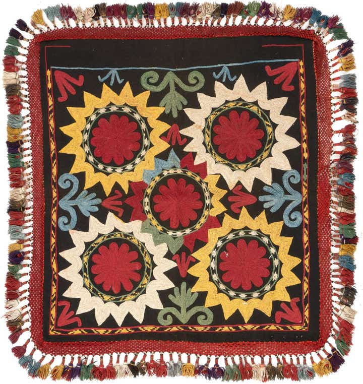 1' 10 x 1' 11 Lakai Square Rug