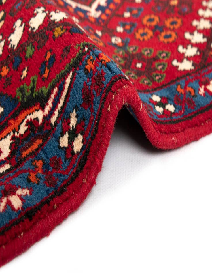 Detail image of 2' x 2' 6 Meimeh Wool Square Rug