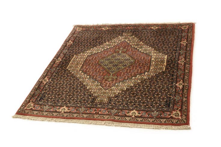 Detail image of 4' x 4' 9 Senneh Square Rug