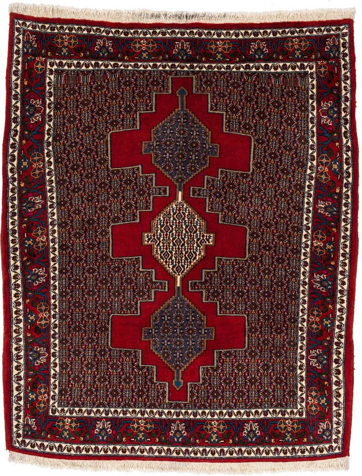 Detail image of 3' 11 x 4' 11 Senneh Square Rug