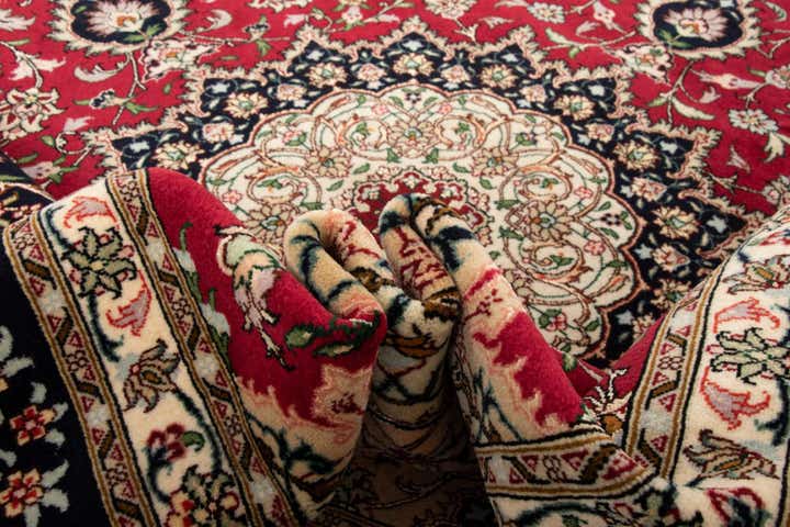 6' 7 x 6' 7 Tabriz Square Rug