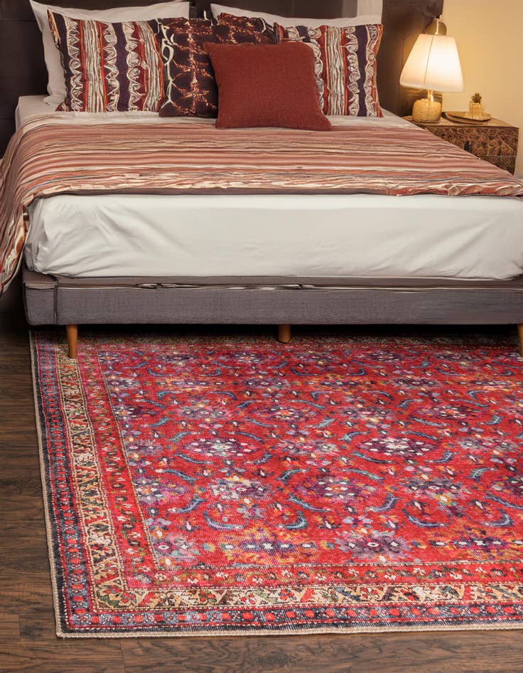 Detail image of 7' 6 x 7' 6 Washable Timeless Square Rug