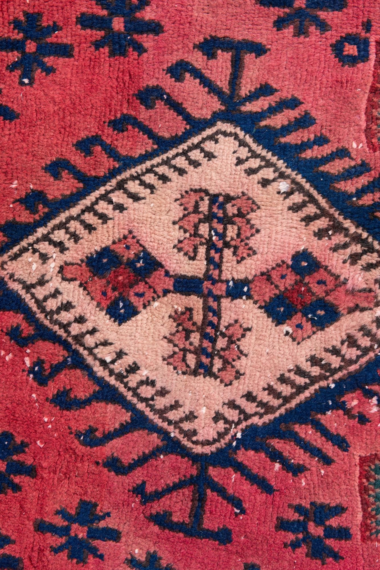 4' 1 x 4' 1 Hand Knotted Ultra Vintage Persian Wool Square Rug