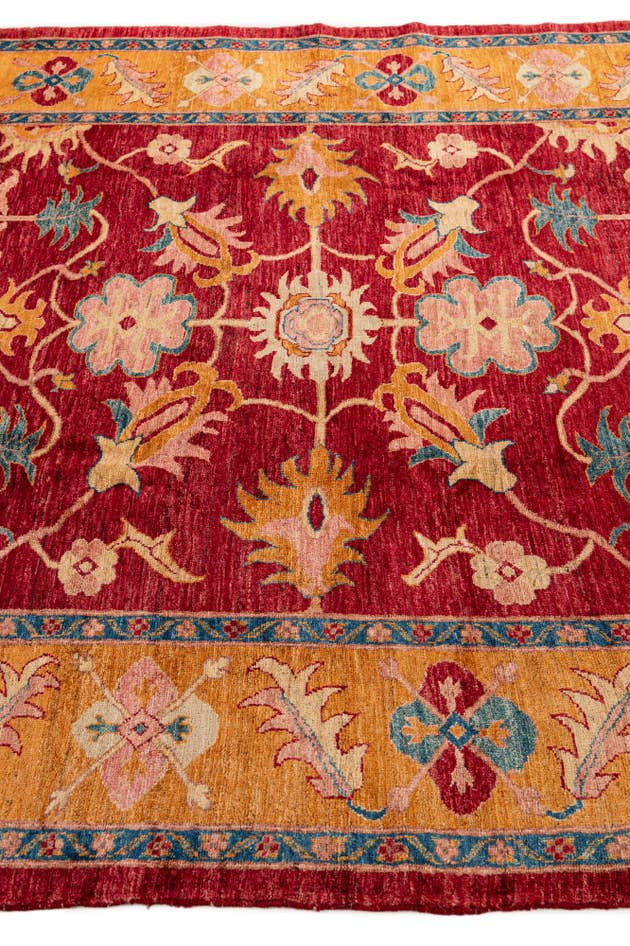 Detail image of 6' 1 x 6' 6 Hand Knotted Ziegler Wool Square Rug