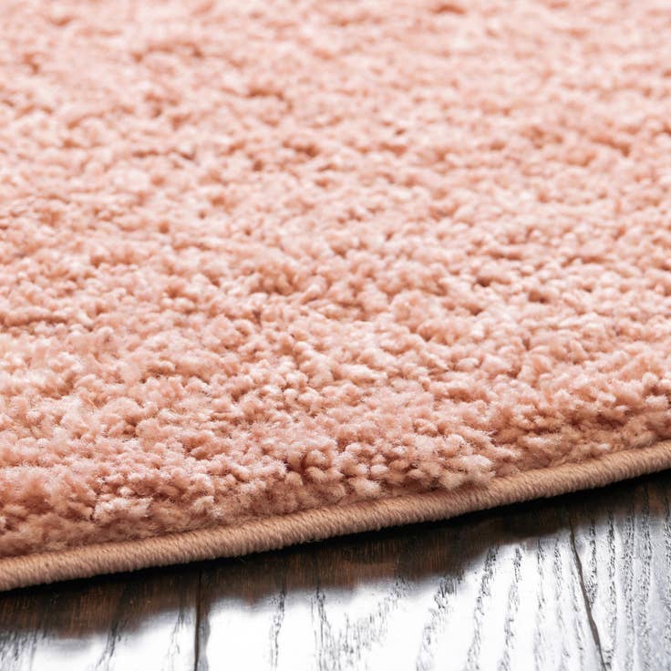 Detail image of 6' x 6' Everyday Shag Round Rug