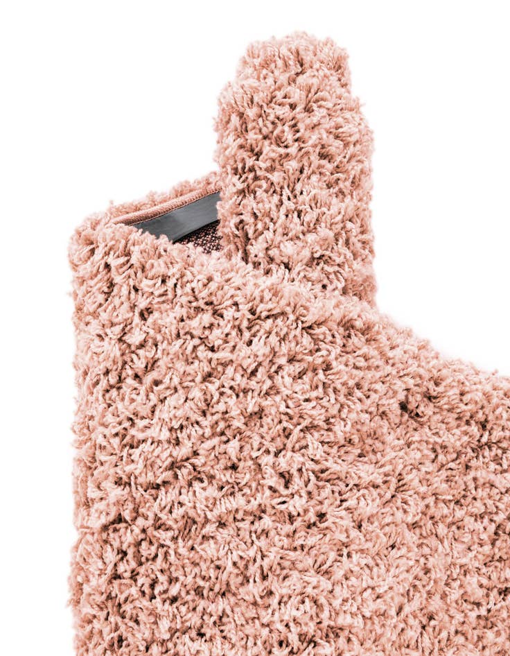 Detail image of 4' x 4' Everyday Shag Round Rug