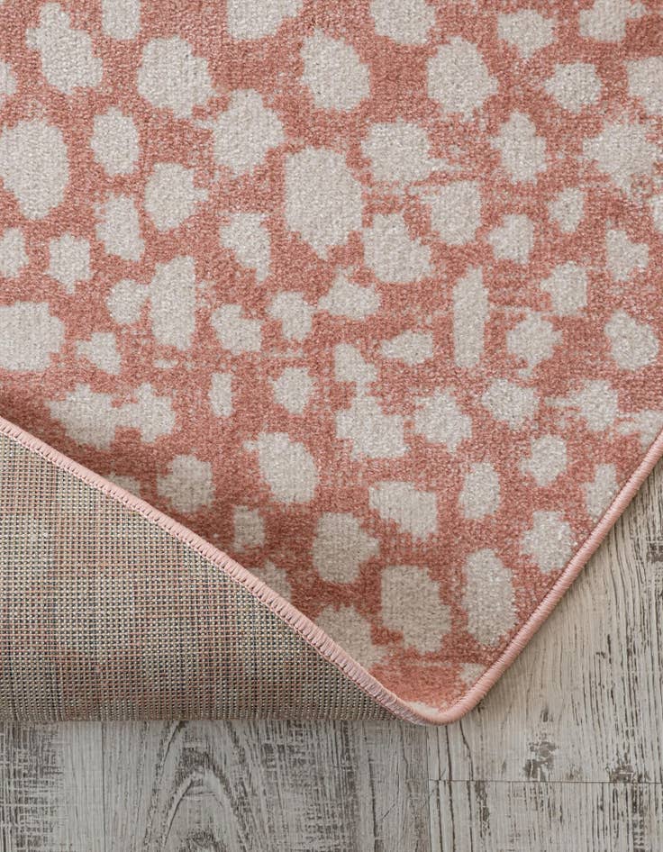 Detail image of 7' 10 x 7' 10 Kamala Washable Round Rug