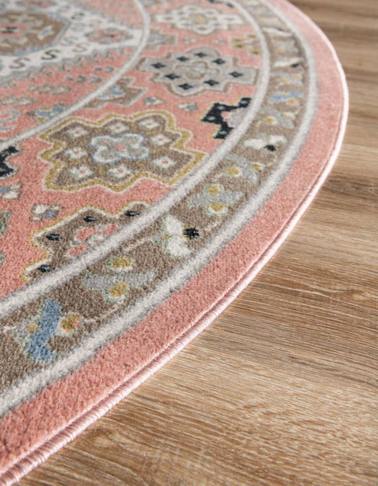 Detail image of 7' 10 x 7' 10 Kamala Washable Round Rug