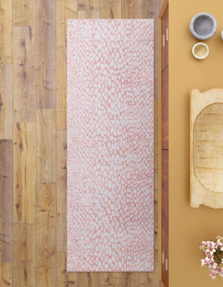 2' x 6' Kamala Washable Runner Rug