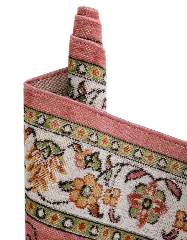 Detail image of 4' x 6' Lucerne Rug