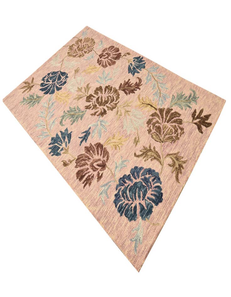 Detail image of 5' x 7' 11 Agra Rug