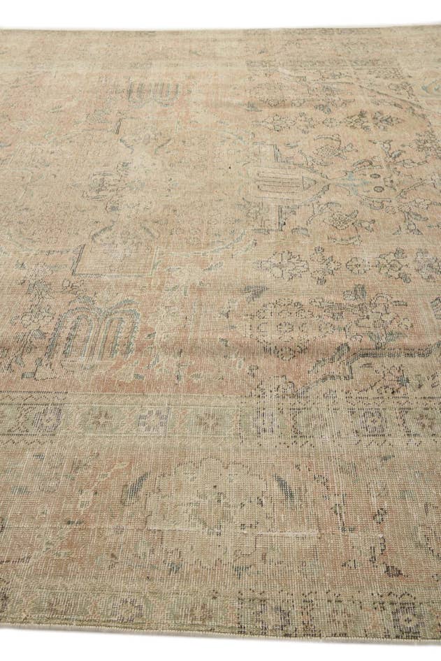 Detail image of 9' 6 x 12' 3 Hand Knotted Ultra Vintage Persian Wool Rug