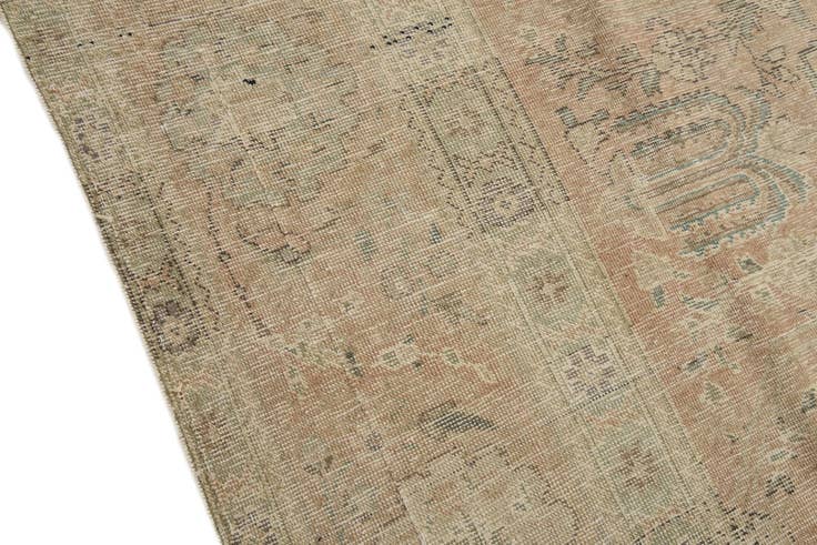 Detail image of 9' 6 x 12' 3 Hand Knotted Ultra Vintage Persian Wool Rug