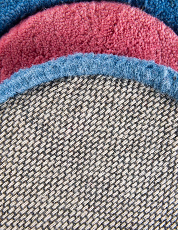 Detail image of 3' 1 x 3' 1 Happy Rugs Funky Flower Wool Round