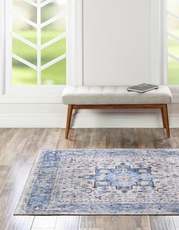 9' 10 x 9' 10 Yara Square Rug