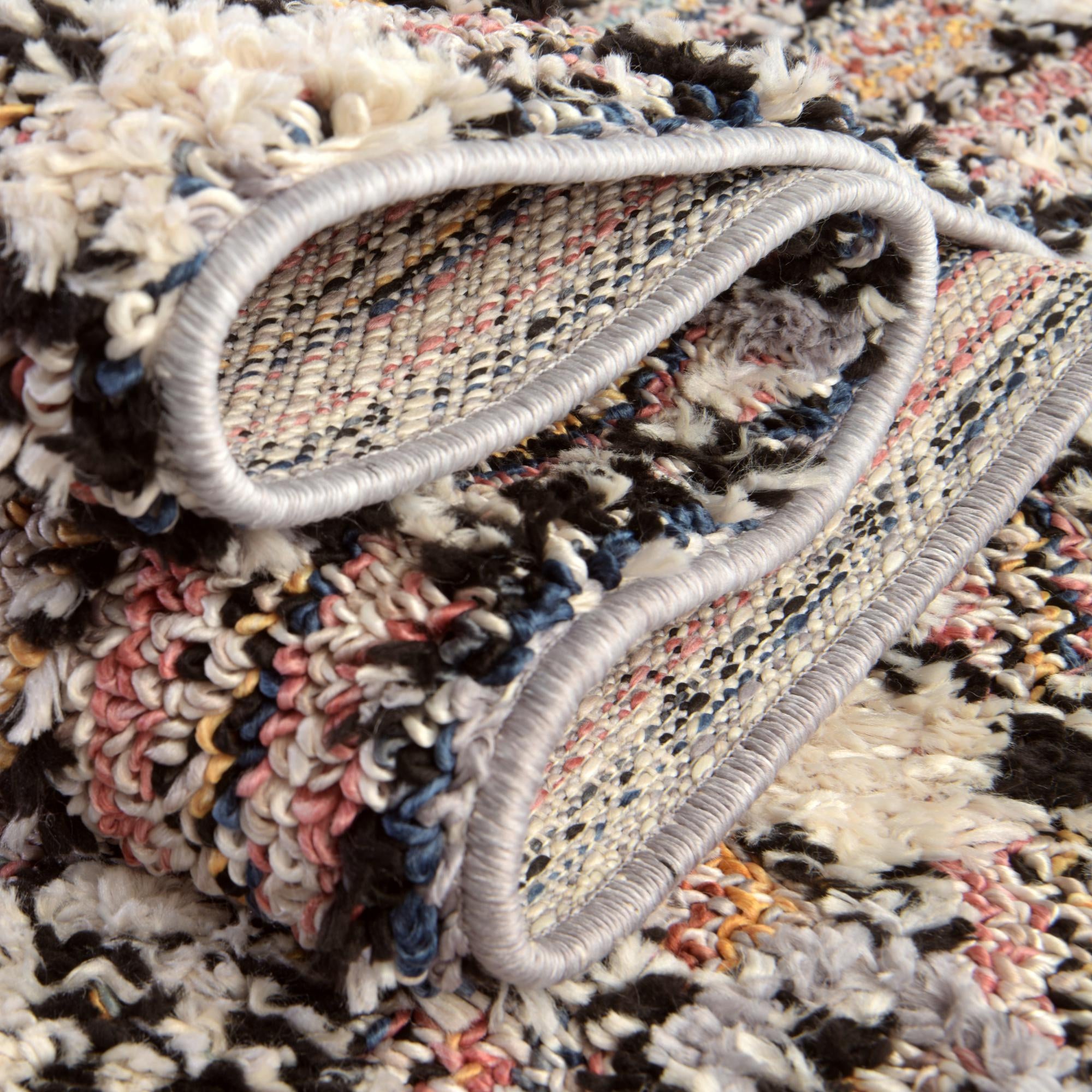 5' 3 x 8' Cherokee Rug