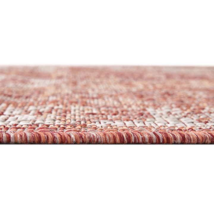 Rust Red 7' 10 x 7' 10 Outdoor Traditional Square Indoor / Outdoor Rug ...