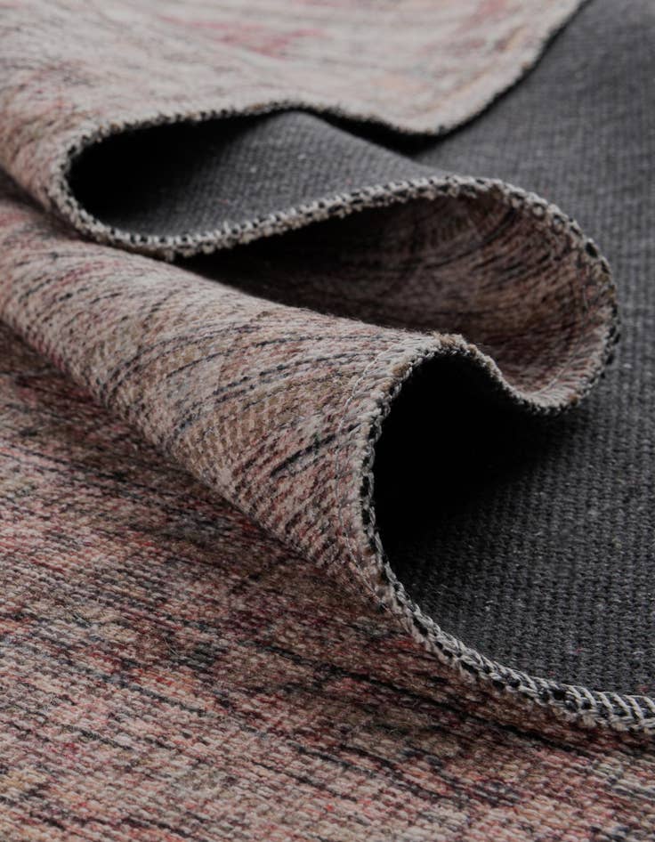 Detail image of 2' x 3' Washable Nostalgia Rug