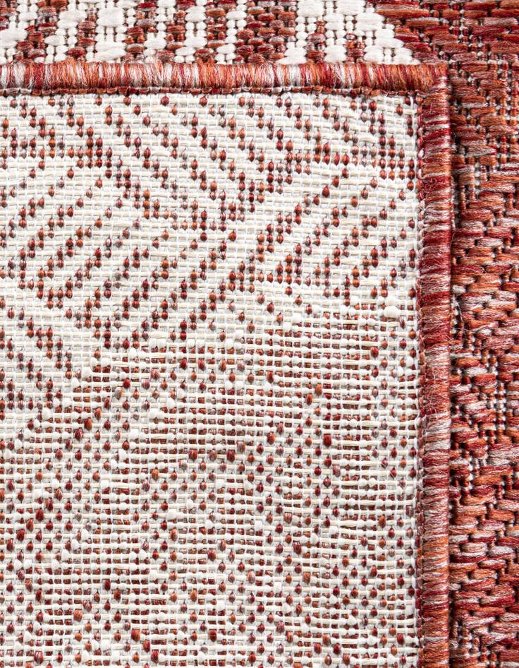 Detail image of 7' 10 x 10' Easy-Clean Coastal Indoor / Outdoor Rug