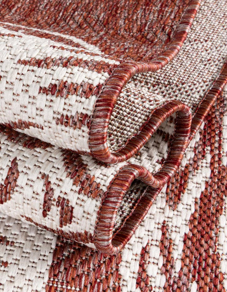 Detail image of 12' x 12' Easy-Clean Coastal Indoor / Outdoor Round Rug