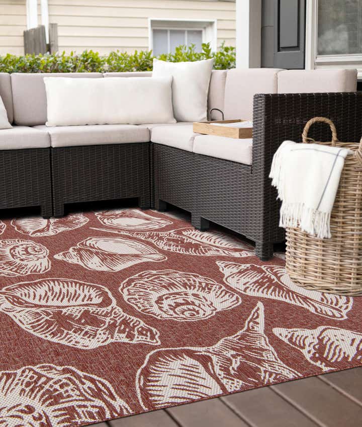 7' 10 x 7' 10 Easy-Clean Coastal Indoor / Outdoor Square Rug