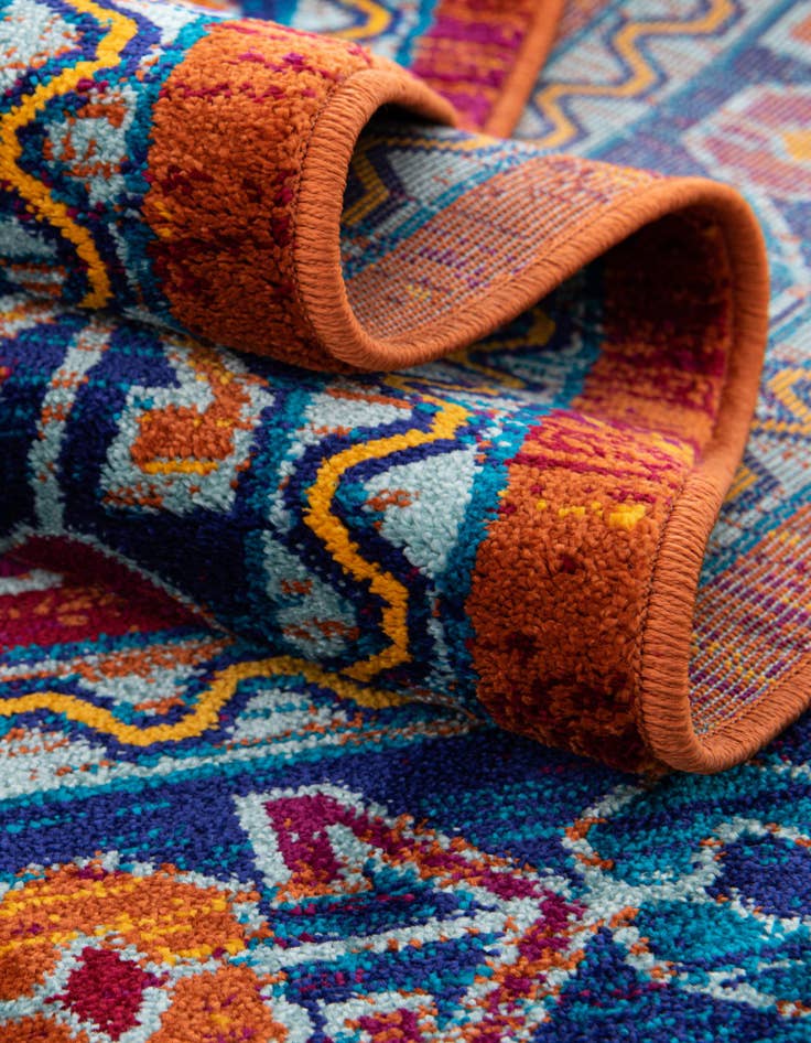 Detail image of 2' 7 x 12' Calypso Runner Rug