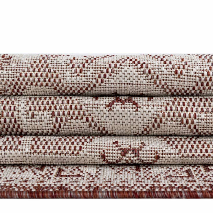 Detail image of 5' 3 x 5' 3 Easy-Clean Aztec Indoor / Outdoor Octagon Rug