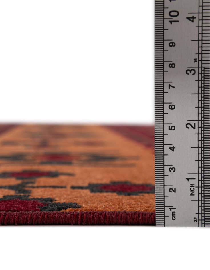 Detail image of 3' 3 x 5' 3 Lucerne Oval Rug