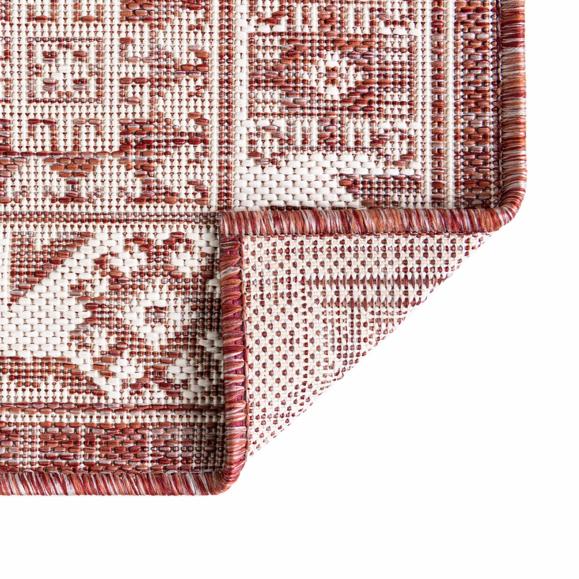 3' x 5' 3 Easy-Clean Aztec Indoor / Outdoor Oval Rug