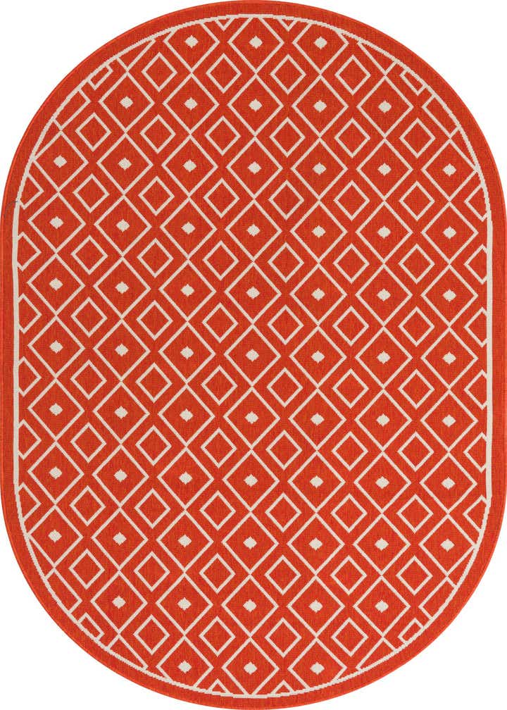 5' 3 x 8' Easy-Clean Lattice Indoor / Outdoor Oval Rug