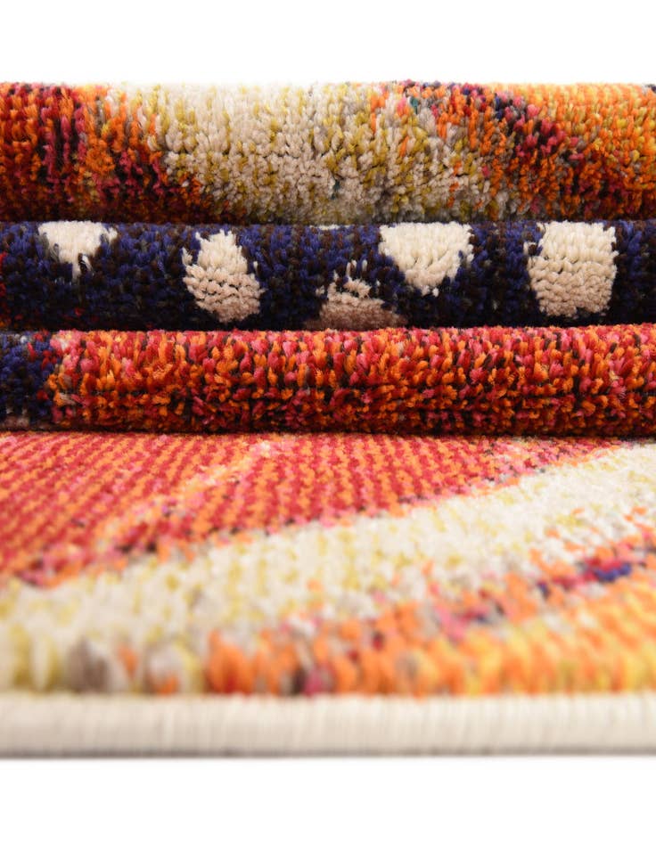 Detail image of 5' x 8' Washable Amalfi Rug