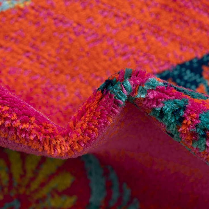 Detail image of 2' x 3' Azalea Rug