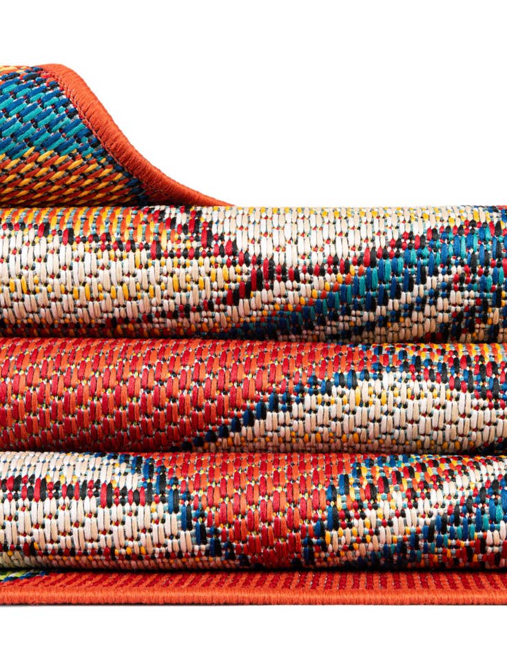 Detail image of 9' x 12' Easy-Clean Baja Indoor / Outdoor Rug