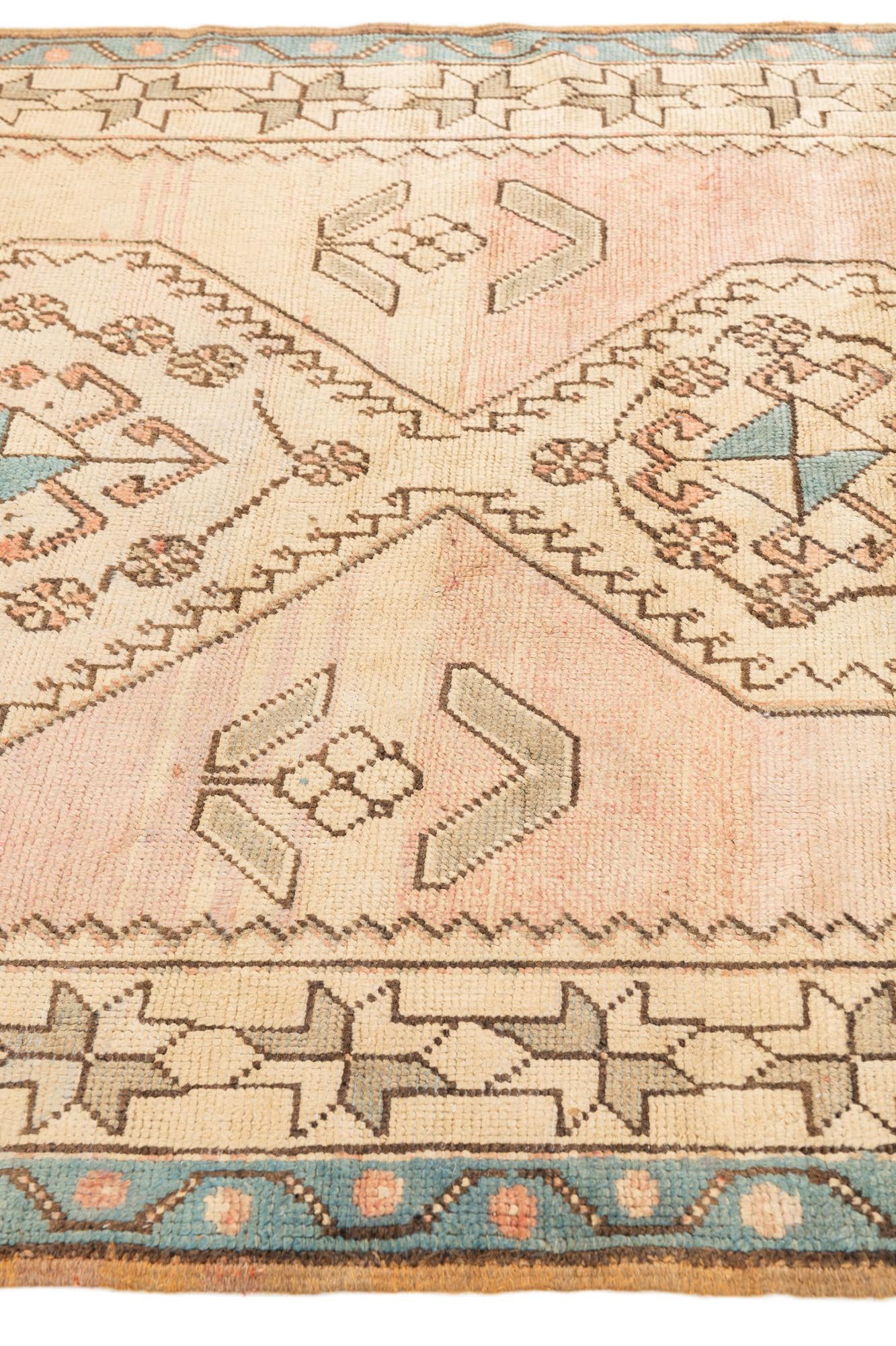 4' 2 x 6' 7 Hand Knotted Balouch Wool Rug