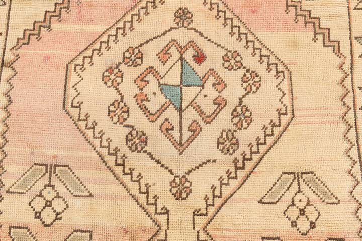 4' 2 x 6' 7 Hand Knotted Balouch Wool Rug