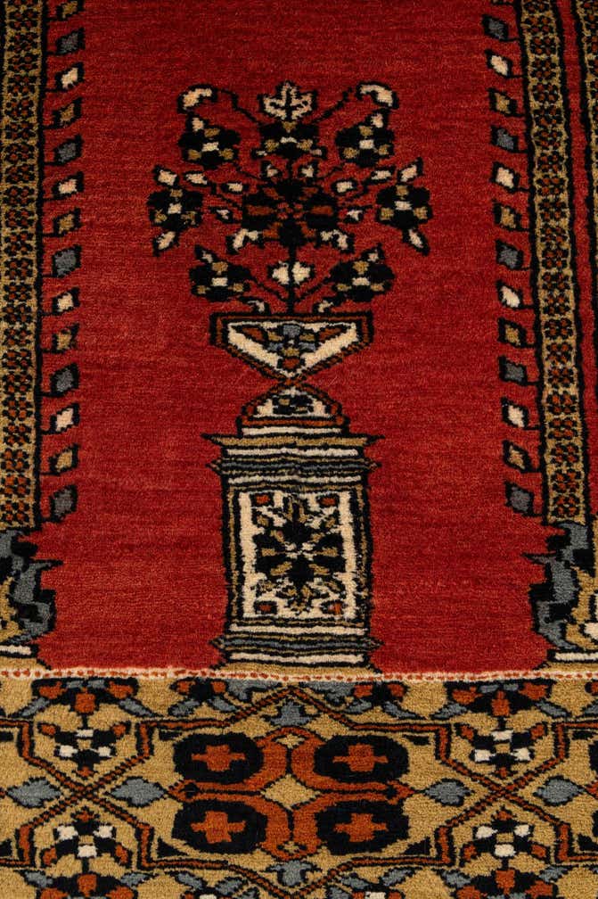 2' 8 x 4' 3 Hand Knotted Bokhara Oriental Wool Rug