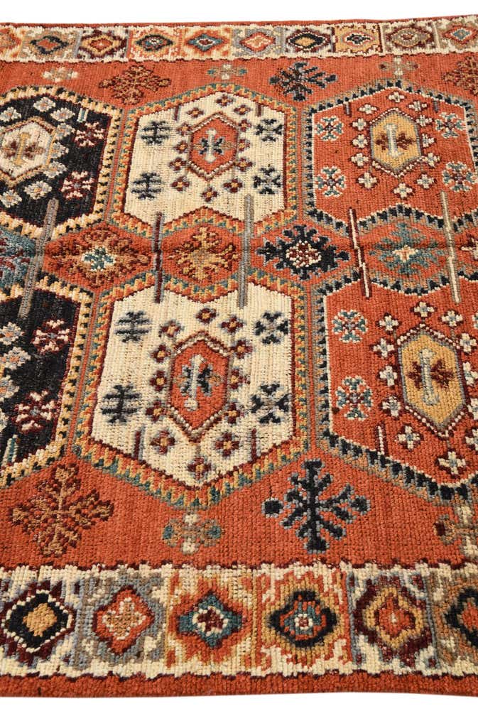 5' 7 x 8' 2 Hand Knotted Darya Wool Rug