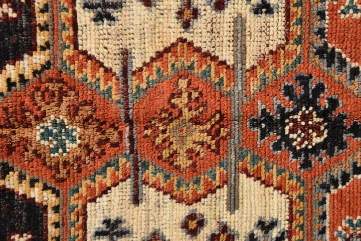 5' 7 x 8' 2 Hand Knotted Darya Wool Rug