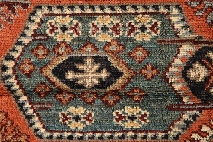 5' 7 x 8' 2 Hand Knotted Darya Wool Rug