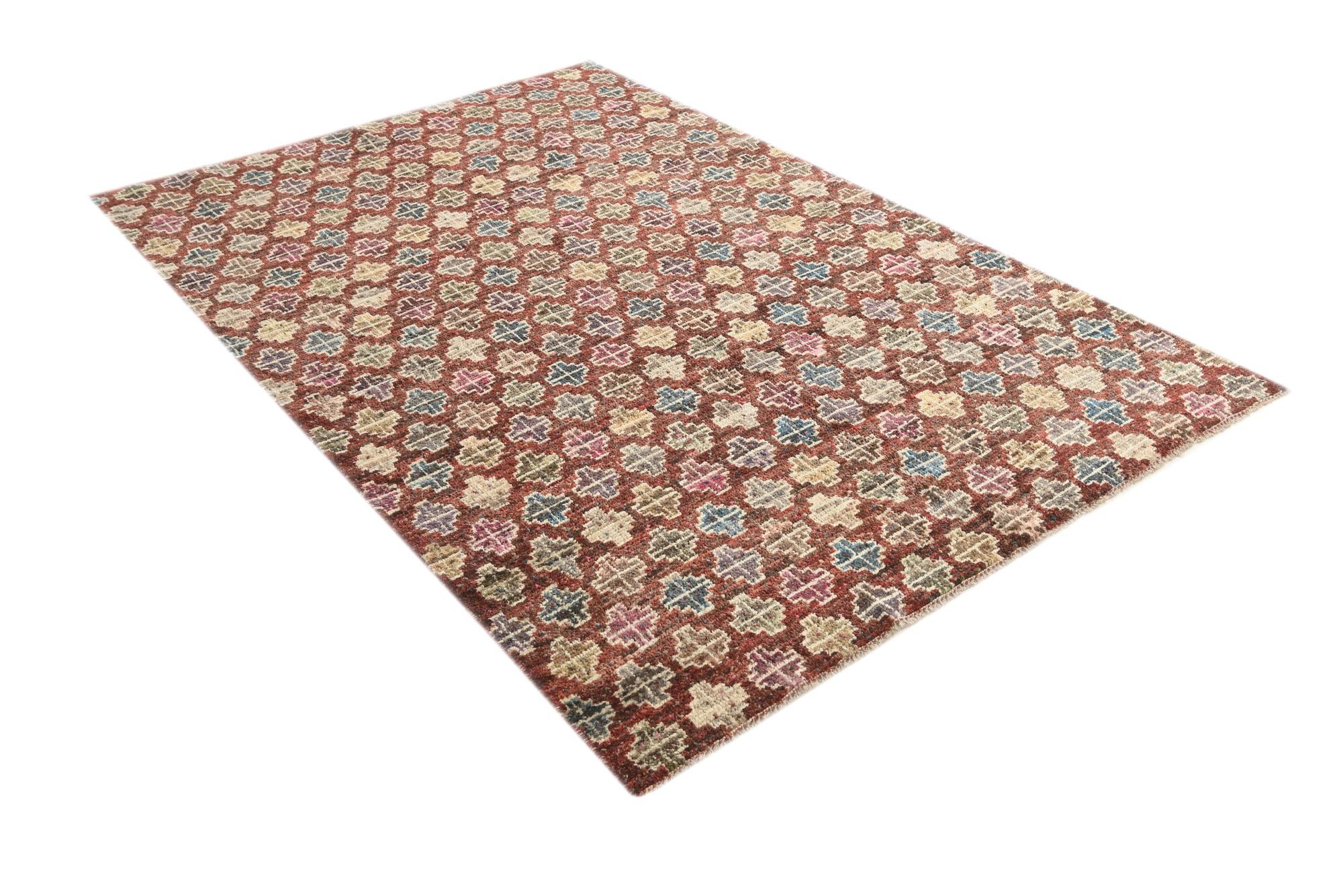 5' 6 x 8' Hand Knotted Darya Wool Rug