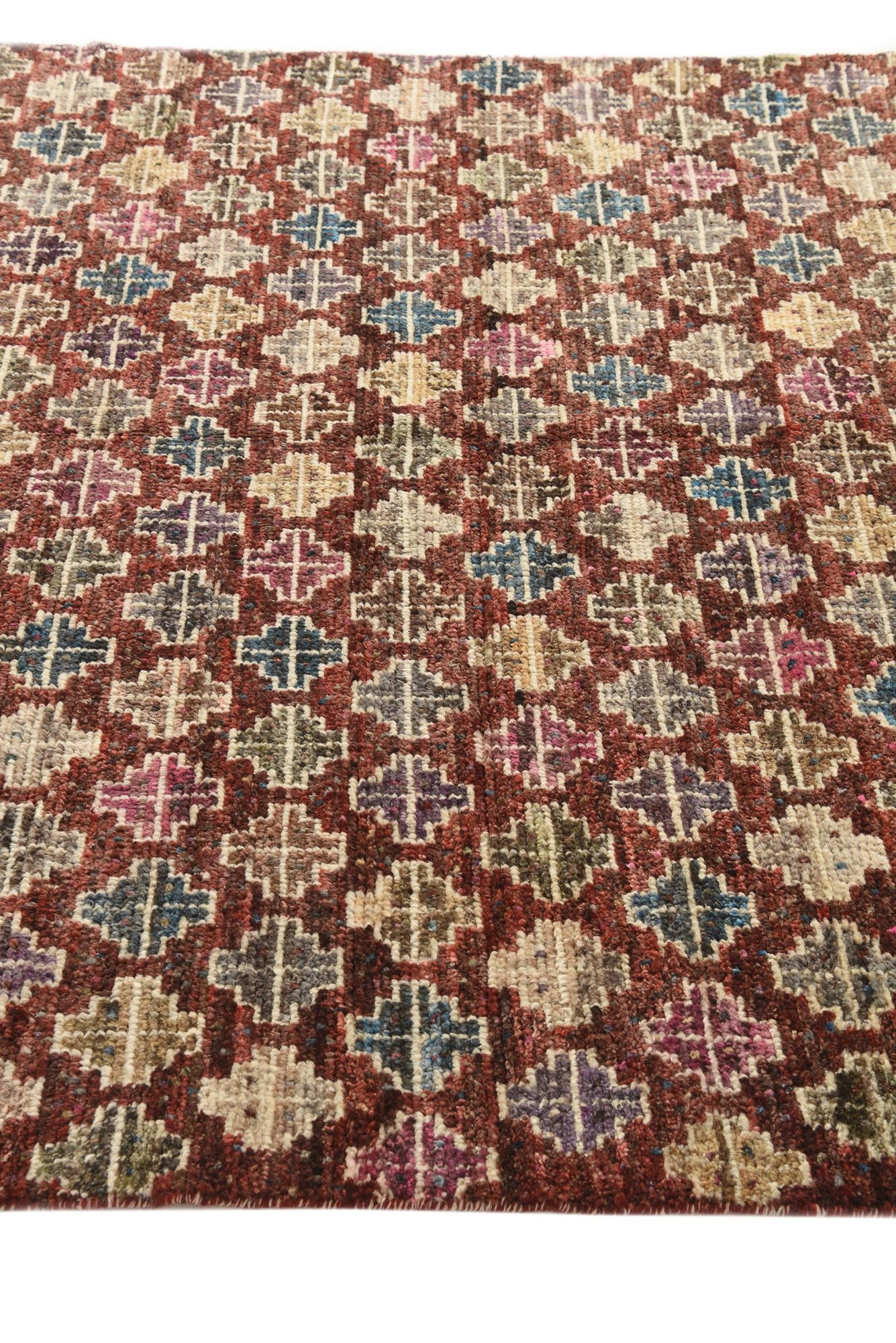 5' 6 x 8' Hand Knotted Darya Wool Rug