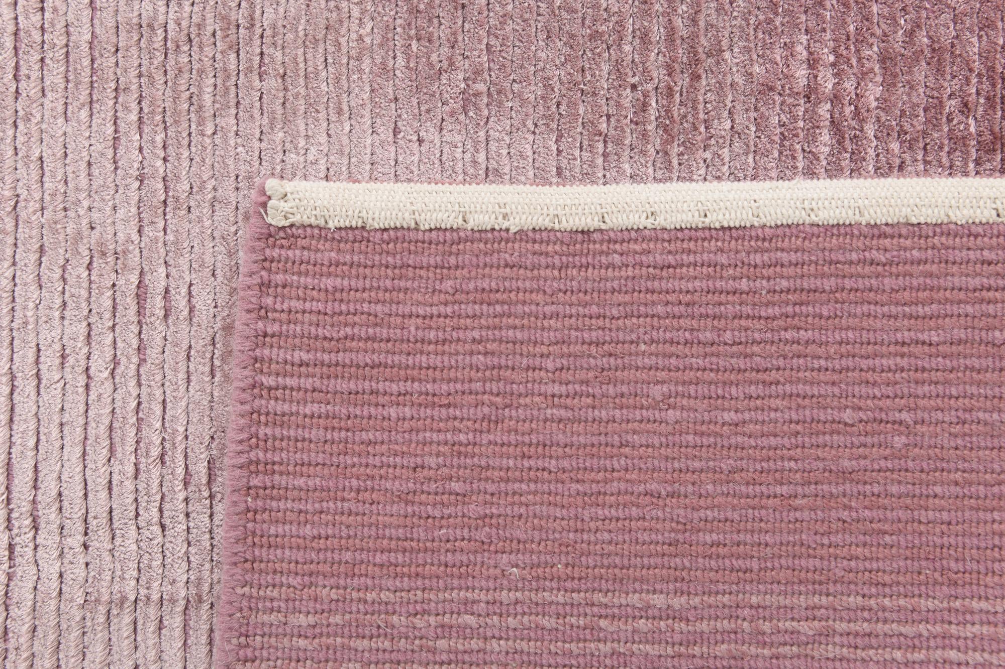 6' 6 x 10' Hand Knotted Darya Wool Rug