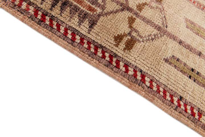 2' 8 x 4' 3 Hand Knotted Fars Wool Rug