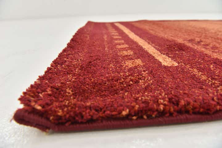 4' x 5' 8 Frieze Rug