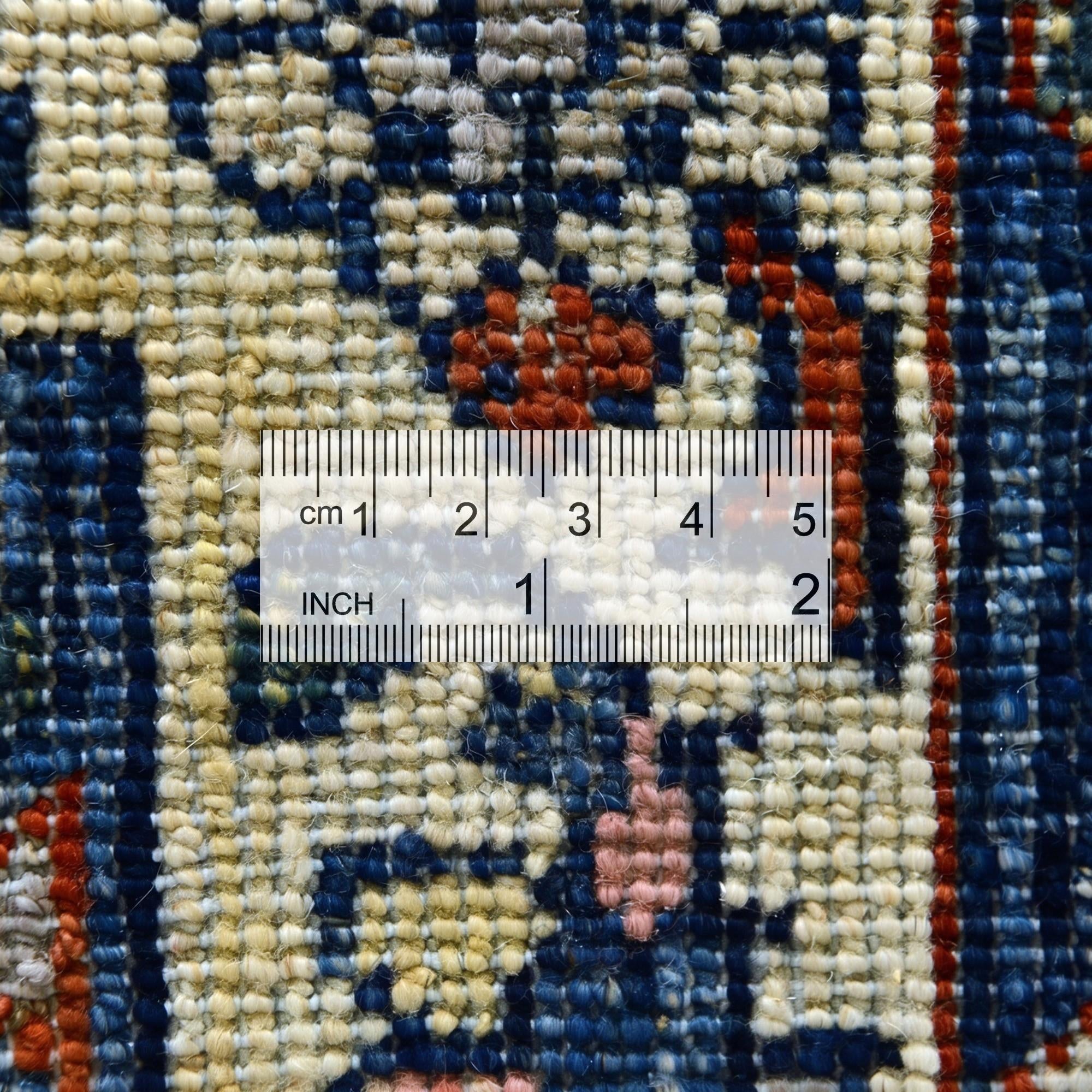 6' 9 x 9' 11 Hand Knotted Heriz Rug
